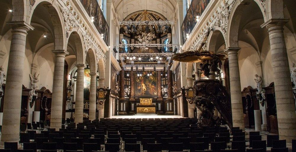 AMUZ | Live the World